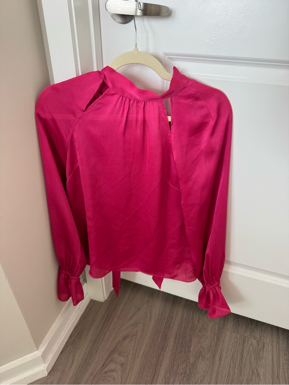 Ted Baker London Fuchsia Keyhole Long-Sleeve Blouse